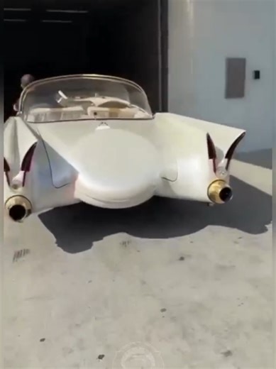 The Iconic Golden Sahara II: A 1950s Custom Car Masterpiece