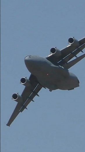 The Amazing C-17 on Full Display #subscribe #military #aviation 🔥