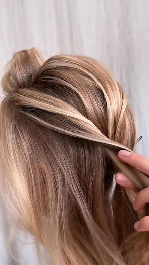 This isn’t “just another tutorial.” Inside the Academy, every style we teach is backed by the systems that actually turn you into a stronger bridal hairstylist. Targeted feedback that tells you exactly what to fix. Monthly challenges that force you to practice. A community that keeps you motivated, focused, and surrounded by artists who want better for themselves. This mini demo is just a tiny slice. It’s the proportions, the structure, the technique… but also the accountability that makes you a