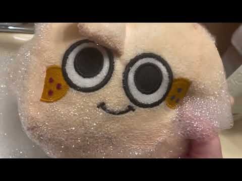 Giving Goob a bubble bath