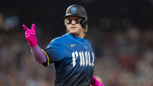 Harrison Bader gets ovation, walks in Phillies debut