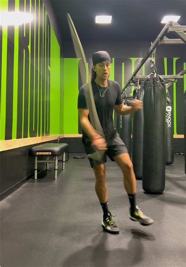 Jump Rope Freestyle 😈 #slowed #jumprope #fitnessjourney #fitnessfreak #viralvibes