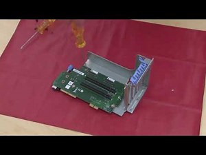 Lenovo ThinkSystem SR670 V2 installing a PCIe riser board