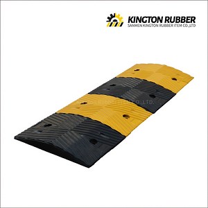 [Hot Item] Factory Road Safety Hump Deceleration Zone Removable Rubber Speed Bumps