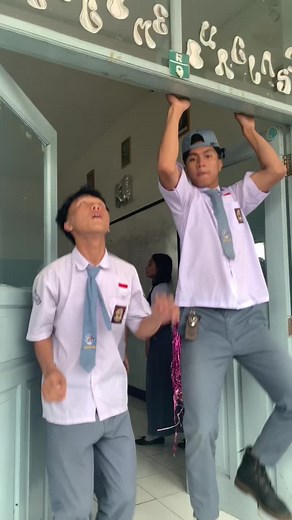 ua ua #accountinghotel #smkbatim #trending #goingbacktohanalulu