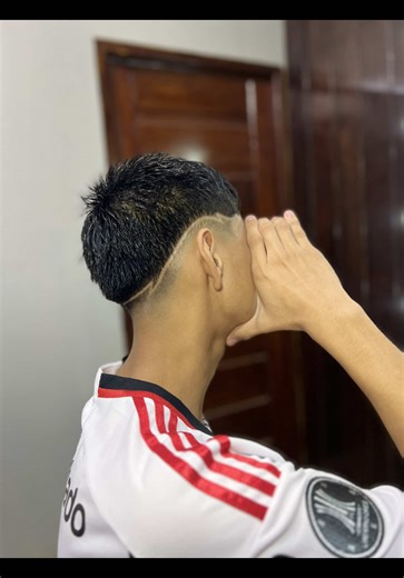 Barbershop Transformations in Pando Bolivia