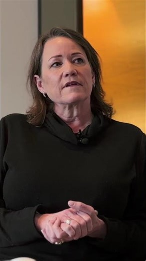 Contrastive learning differentiating similar and dissimilar samples