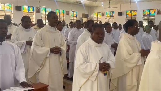 HAPPY WEEKEND BELOVED IN CHRIST We entrust this weekend of the Christmas Season into the maternal care of our Blessed Mother Mary, asking her to intercede for us and present our intentions before her Son, our Lord Jesus Christ. Wishing you all a grace filled and joyful weekend ahead. AMEN 🙏 | Saint Thomas Aquinas Major Seminary Makurdi