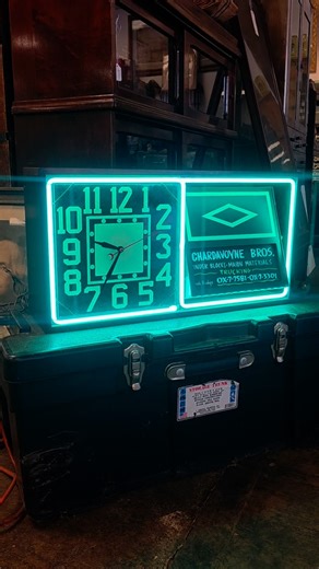 Beautiful 1940s rotating advertising clock, freshly redone, ready for your collection! Has a switch to turn the neon and rotator off but keeps power on for the clock. 23.5" by 12.5" by 7". DM to purchase! | Junkworks Antiques
