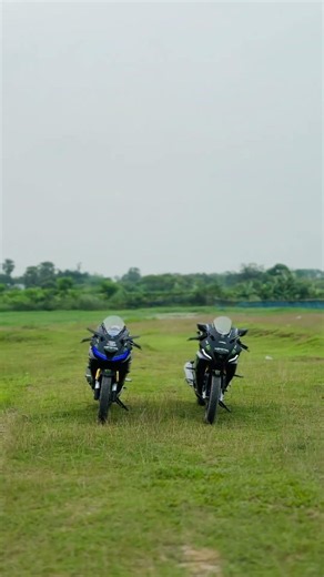 R15 v4 vs r15 v3 Indian monster energy modified