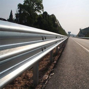 [Hot Item] Metal Highway Guardrails Thrie Beam Steel Beams