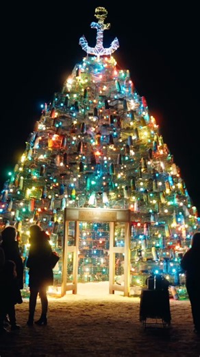 1.5K reactions · 272 shares | A Christmas tree made of lobster traps! 咽 Head to Solomon Jacobs Park, next to the Harbormaster’s Office at the Stonington town dock in Stonington CT on Saturday, November 23rd, at 4:30 PM to watch the Lobster Trap Tree light up the harbor for the season. A perfect mix of coastal charm and holiday spirit. #VisitCT #CTHolidays #StoningtonCT #LobsterTrapTree #CoastalChristmas | Visit Eastern CT | Facebook