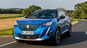 Peugeot e-2008: So gut ist das kleine Peugeot-E-SUV - AUTO BILD