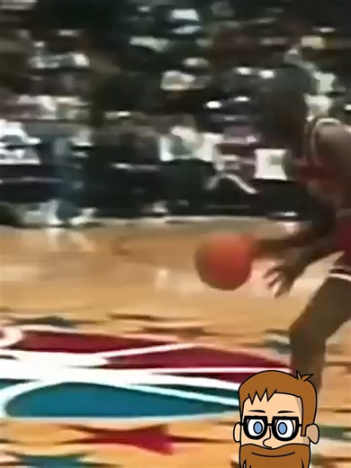 Pourquoi certains joueurs “flottent” au dunk ? Spoiler : ce n’est pas de la magie. Sport Scan explique la performance sportive par la science. #sporttok #basketball #dunk #sciencedusport #performance #biomecanique