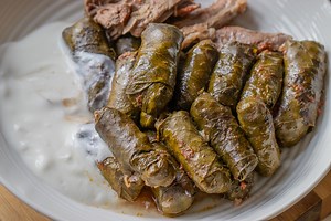 Meat-stuffed grape leaves