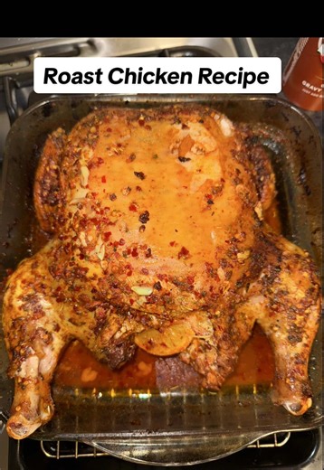 Reposting last years roast chicken dinner 😍🤩. I don’t know about you but my chicken has got to be flavourful! One thing about Zo’s kitchen is the flavour is never lacking 😌. Save for later, and follow for part 2 where I’ll share BANGING BRUSSELS 🤩. #roastchicken #christmasdinner #roastpotatoes #foodlovers #christmas2025