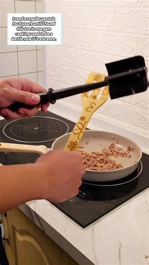 Why buy 2 when 1 does it all? This 2-in-1 game changer is LESS than $8. #kitchenhacks #groundbeef #cookingtools #foodie #tacotuesday