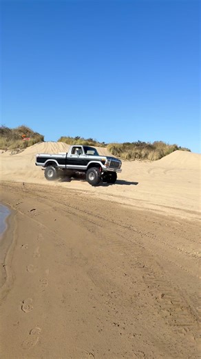 Sand Ford Big Block Fun! 🦅🇺🇸 #dentside #f150 #offroad #offroading #sand