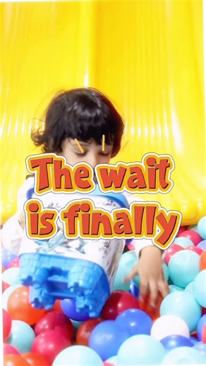 Tickle Wickle on Instagram: "It's official! Come visit for santa meet and free goodies!"