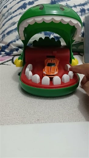 CROCODILE 🐊DENTIST Hot Wheels orange Dodge #trending #viral #fun #shorts #toys #youtubeshorts