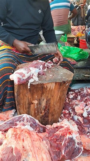 Beef Meat🍖Chopping on Wood