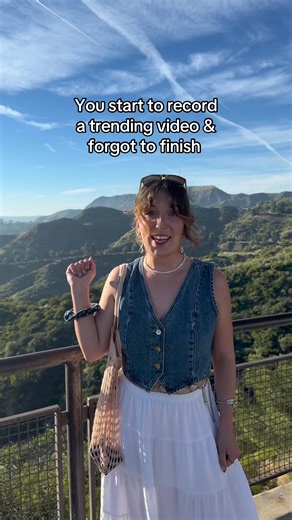 Balancing Content Creation and Travel Enjoyment