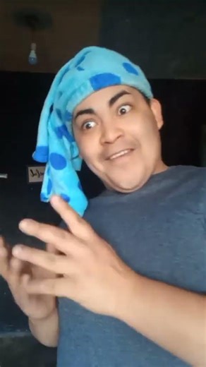 Antes de descargar free fire 🎮📱🙋🏻‍♂️👀🤔🤣 #humor #comedia #youtubeshorts #comedy