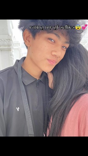 Rating My GF Photos: Cute Reactions and Honest Scores