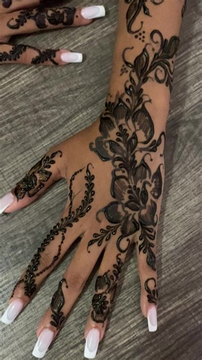 Stunning Henna Designs That Captivated Everyone