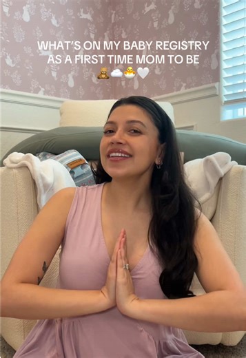 Essential Items for Your Baby Registry as a First-Time Mom