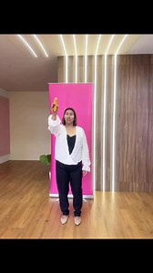Work Hard Play Hard不要每天讲道理我自已最怕听道理创业一定要Happy的我们是先来跳舞香蕉Banana舞蹈是现在最流行的舞蹈她们真的带香蕉来我们太有默契了#笑破肚皮了 @top fans Happy Serene Bobo加油站 Ronald 王子 Har Yean @ | Happy Jojo 主播