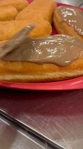 Help us settle a debate… Be honest — are you grabbing a donut or a turnover first? 🤔 Either way, they’re fresh and waiting. Tell us below 👇 #BreakfastDebate #FreshBaked #MainStreetGrind | Main Street Grind