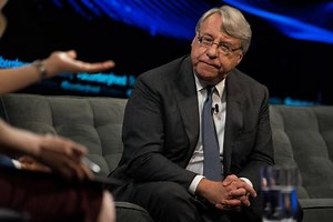Fund Manager Jim Chanos Says He’s Shorting Coinbase