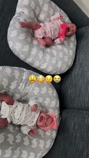 Twins crying at the same time 😩