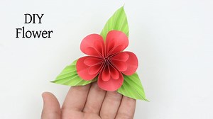 578K views · 30K reactions | How to Make Very Easy and Simple Paper Flower!! Blumen aus Papier/Notizzettel. DIY Paper Flowers | EzzyCraftsDIY. #EzzyCraftsDIY #PaperFlowers #BlumenAusPapier | Ezzy Crafts DIY | Facebook