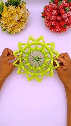 New to paper crafts? No worries! 🤍 This step-by-step 3D snowflake tutorial is beginner-friendly and super fun to make. Perfect for home decoration, parties, and festive vibes! ✨ Don’t forget to share your creation! | Creative Art & Craft Ideas