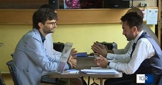 Trovare lavoro in cinque minuti, a Trieste lo "speed date" per i giovani