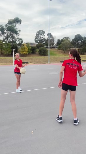 2 ball bounc pass #fyp #netballtok #wdnapanthers #wdnanetball #training #skills
