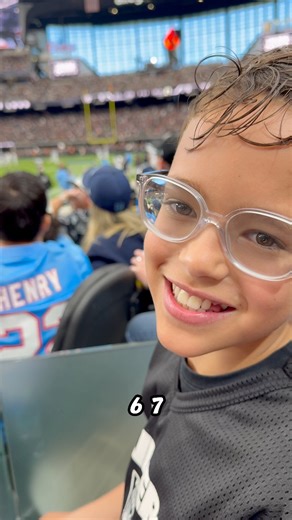 Six seeevvveennn 🤷🏽‍♂️ #sundayfunday | Ben Harris