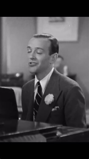 Fred Astaire & Ginger Rogers in Swing Time (1936) To make it appear Ginger Rogers was mid washing her hair various products like soaps, shampoos, and even egg white were used however, they all eventually began to run down her face. The desired affect was finally achieved with whipped cream. | Old Hollywood