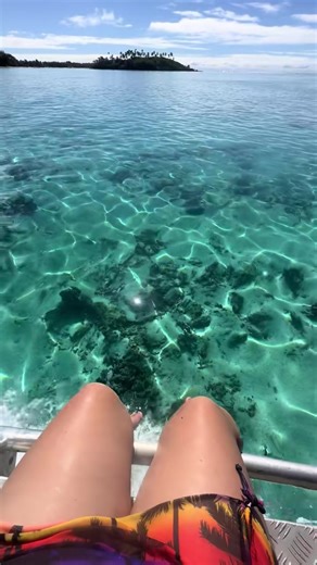 Living our best island life 🌴 📸 islanderizzayy | Cook Islands