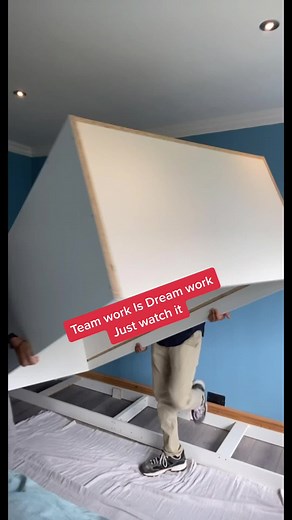 Installing a White Wardrobe: Tips for Teamwork