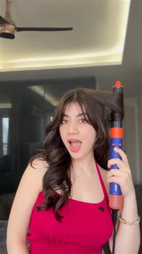 Muskaan Chopra on Instagram: "#collaboration Okay, now that you’re obviously convinced to buy the @dyson_india Airwrap i.d., use my code "DYSON-HAIR-MC" and thank me later 💅 [ Dyson, dyson curls, easy usage, dyson discount code, tutorial, curls, hair inspo, girls ] #DysonIndia #Airwrapid #gifted #DysonHair"