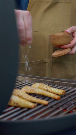 Grilled Parsnip with Creamy Salad and Beetroots | Morsø Cucina Pro