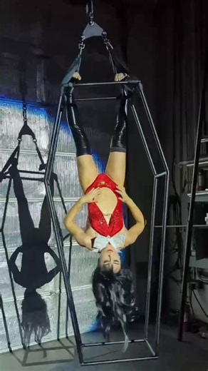 We can make all kinds of shapes. Ryann as Vampirella for a Halloween custom coffin rig! #cirque #circus #aerialist #burlesque #vampirella