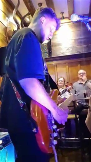 Californication Solo LIVE #guitarprogress #simpleguitarsolo #simpleguitar #stratocaster
