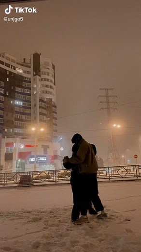 Snowman Song by Sia - Lyrics, Clip, and Trending Videos