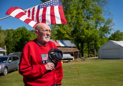 Where are the best Veterans Day 2025 food deals? Where to get free, discounted meals and more