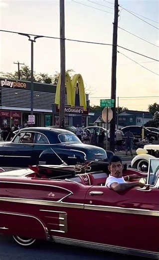 “Bombs Only! Pure Chicano Car Culture 🇲🇽🛞”