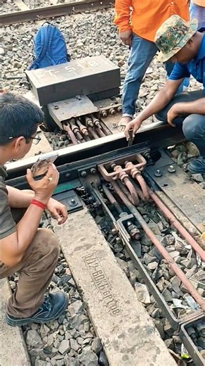 station a phone kore track switch bit test korche😱🥰#railway #viral #track #switch #reels #shorts